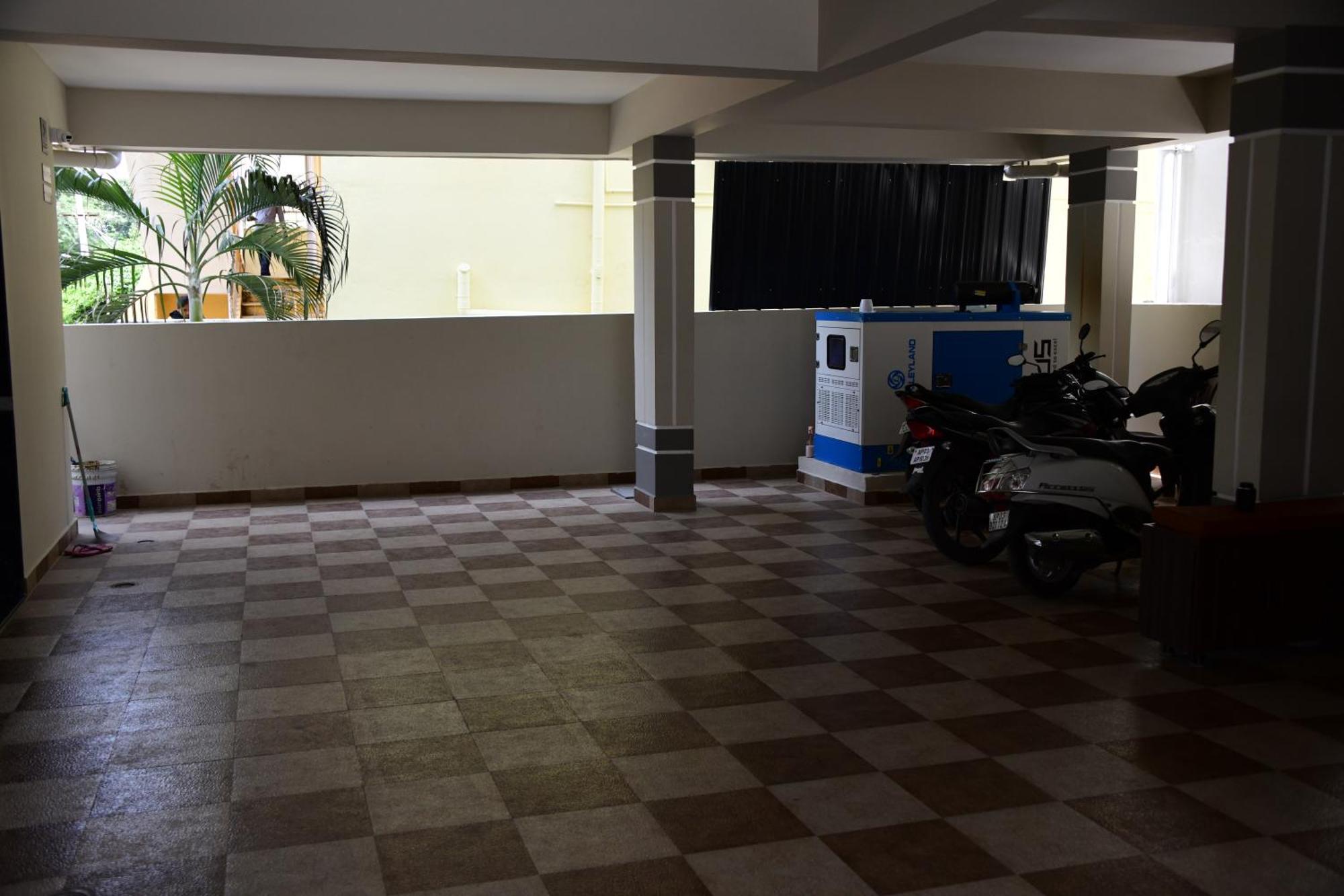Divya Comforts- 2Bhk Tirupati Exterior foto