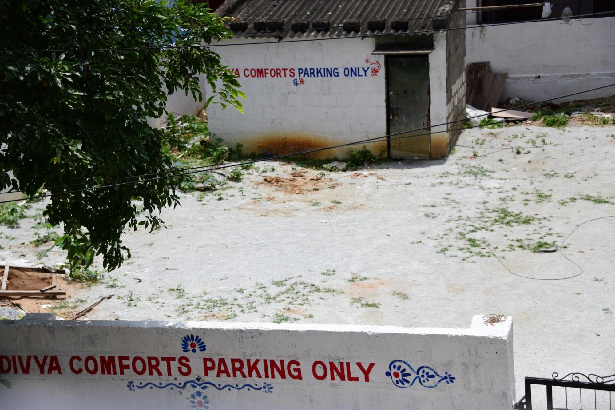 Divya Comforts- 2Bhk Tirupati Exterior foto